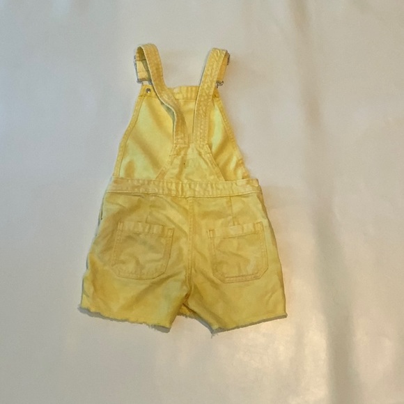 GAP kids' shortalls, Size S - Picture 2 of 6